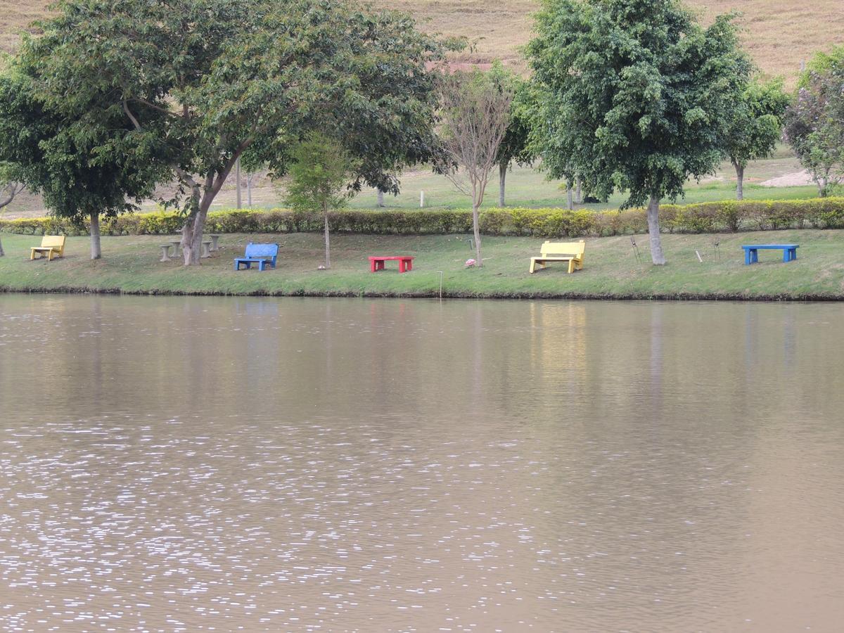 Tocas Do Lago Hotel Sao Bento do Sapucai Exterior photo