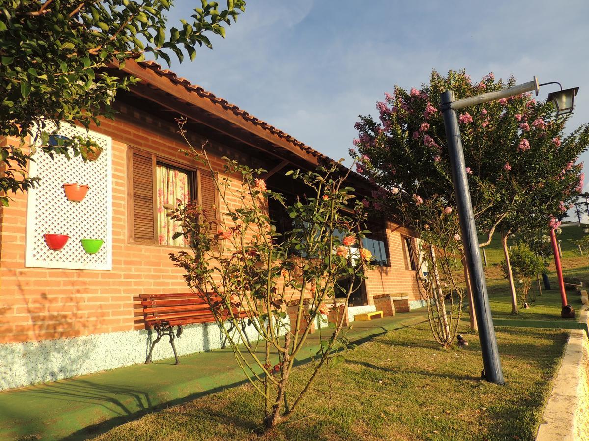 Tocas Do Lago Hotel Sao Bento do Sapucai Exterior photo